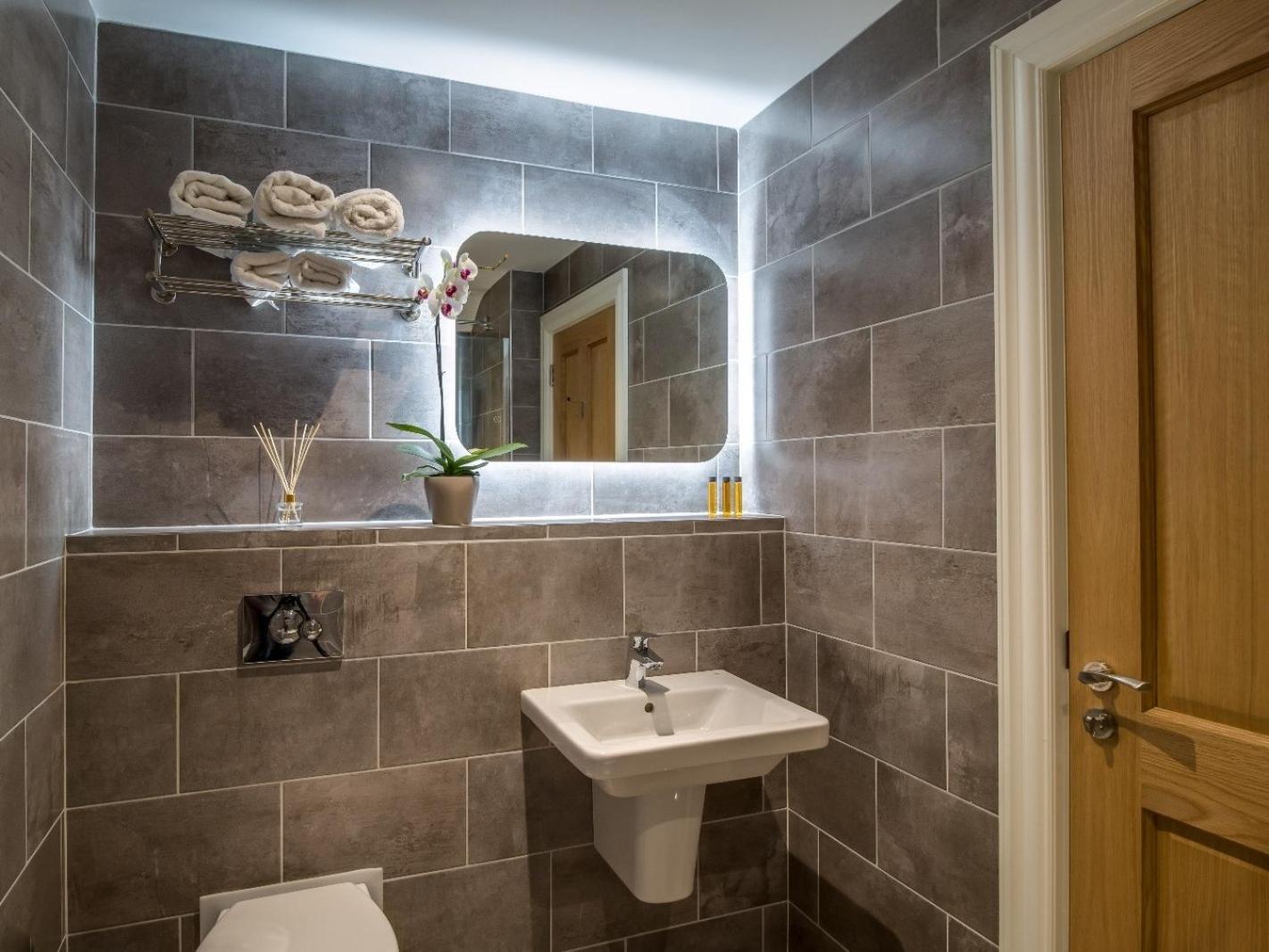 فندق Kingston'S Townhouse كيلورجلين المظهر الخارجي الصورة