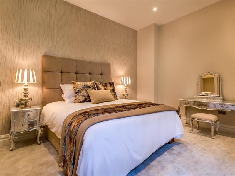 فندق Kingston'S Townhouse كيلورجلين المظهر الخارجي الصورة